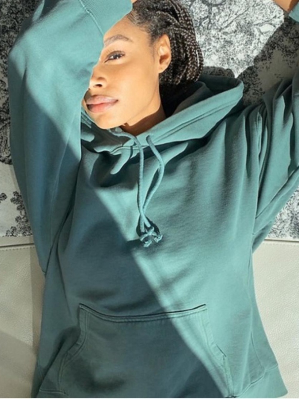 NWOT Aritzia TNA Dark Spruce Green Perfect Hoodie